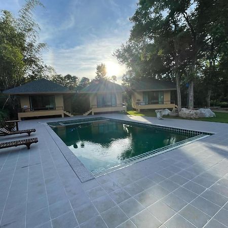 Jindarin Villas Pakchong Exterior photo