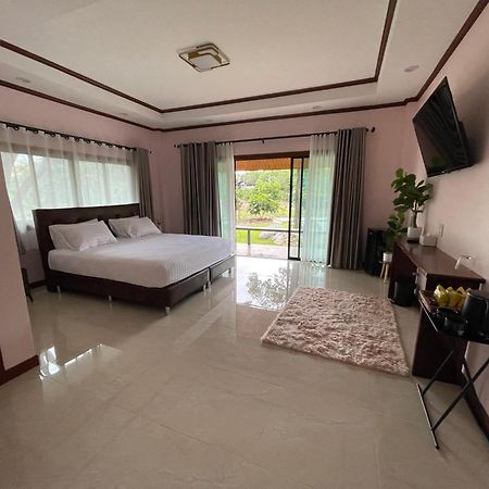 Jindarin Villas Pakchong Exterior photo
