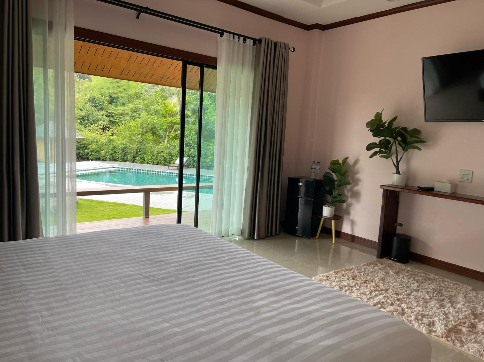 Jindarin Villas Pakchong Exterior photo