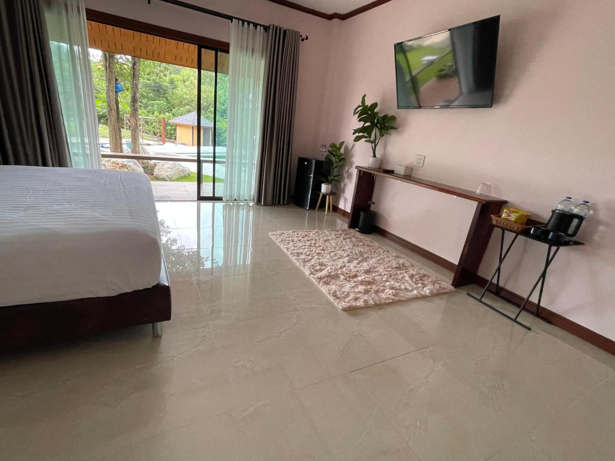 Jindarin Villas Pakchong Exterior photo